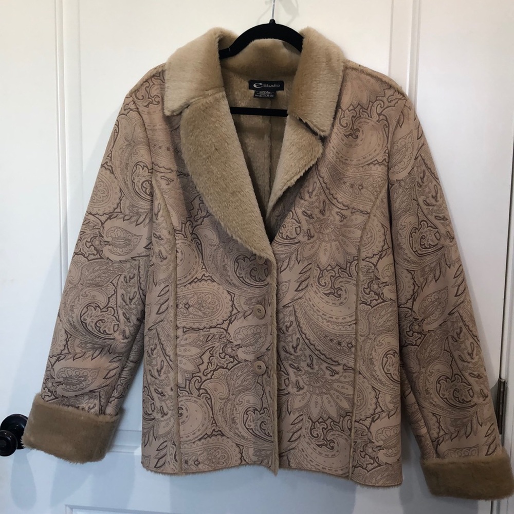 e Studio Camel suede Faux jacket